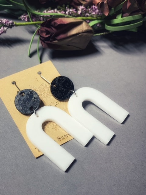 Arch Dangle Acrylic Earrings